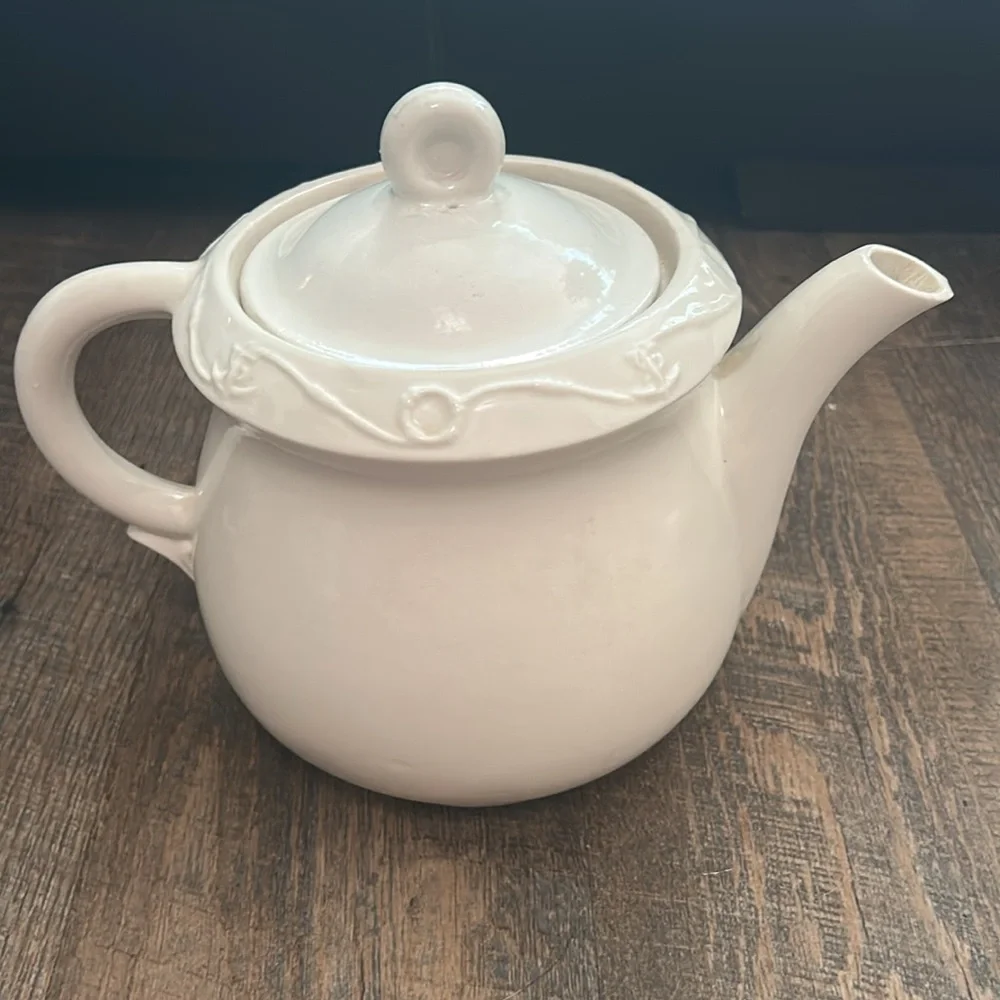 Vintage Porcelier Tea Pot with Lid Sailboat Vitreous China Made in‎ USA Nautical